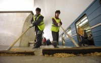 Эпоха уборки станций метро с помощью опилок может закончиться летом 2017 года