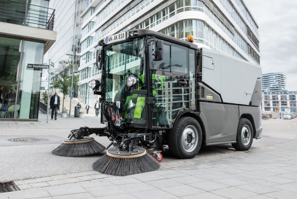 Коммунальная машина Karcher MC 250